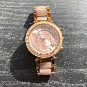 Micheal Kors rose gold watch